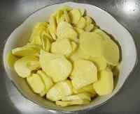 Запеченный картофель в мультиварке