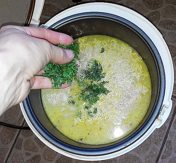 Суп из окорочков в мультиварке