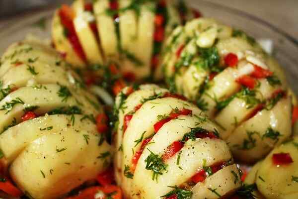Рецепт картошки гармошки в духовке