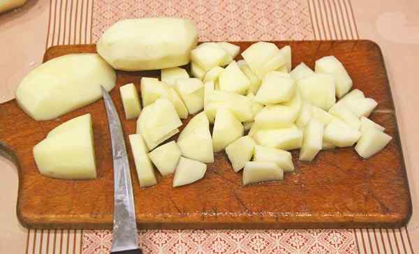 Грибы с картошкой в горшочках