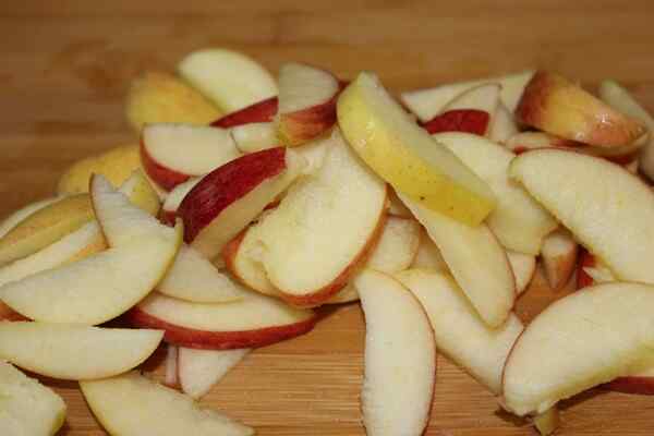 Как сушить яблоки в электросушилке