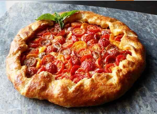 Рецепт пирога с помидорами и сыром