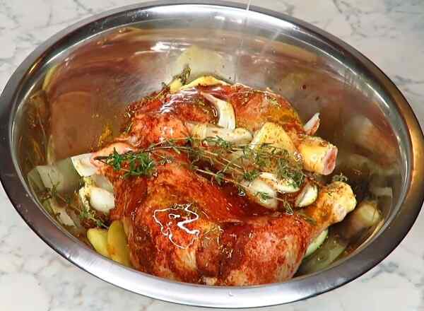 Курица в духовке с картошкой и грибами