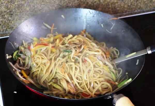 Как вкусно приготовить макароны спагетти