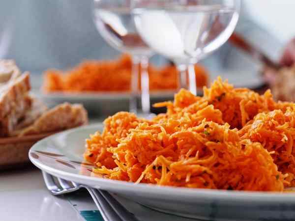 Салат из свежей моркови рецепты