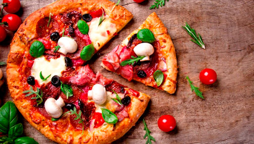 Быстрая доставка горячей пиццы от Chipollino Pizza