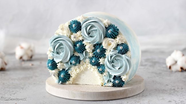Перевернутый на бок свадебный торт – необычно и оригинально